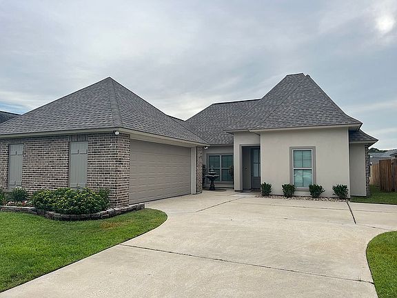 2nd image of 206 Narrow Way Dr