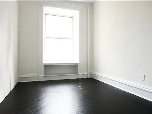 Rented by Crosstown Apartments NYC | media 23