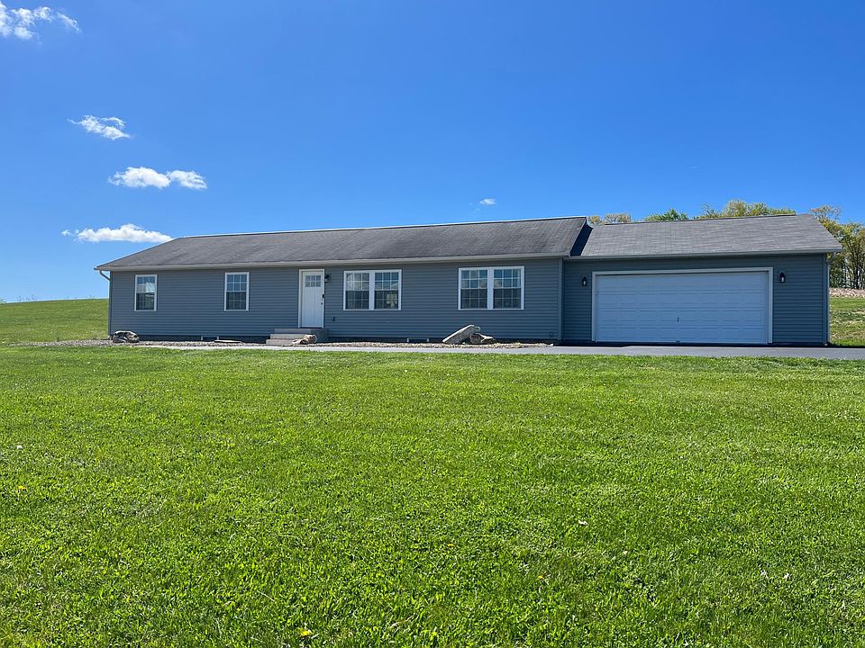 2nd image of 451 Dutch Hill Rd