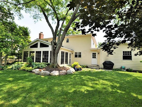 3rd image of 1306 Darcann Dr