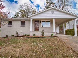 1605 E Twin Lakes Dr, Little Rock, AR 72205