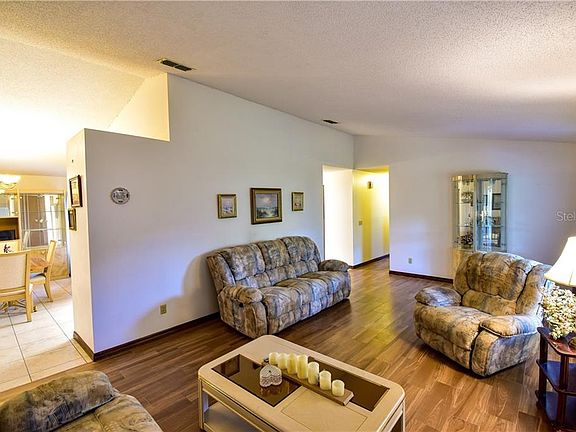 3rd image of 10615 Brendan Ct #1
