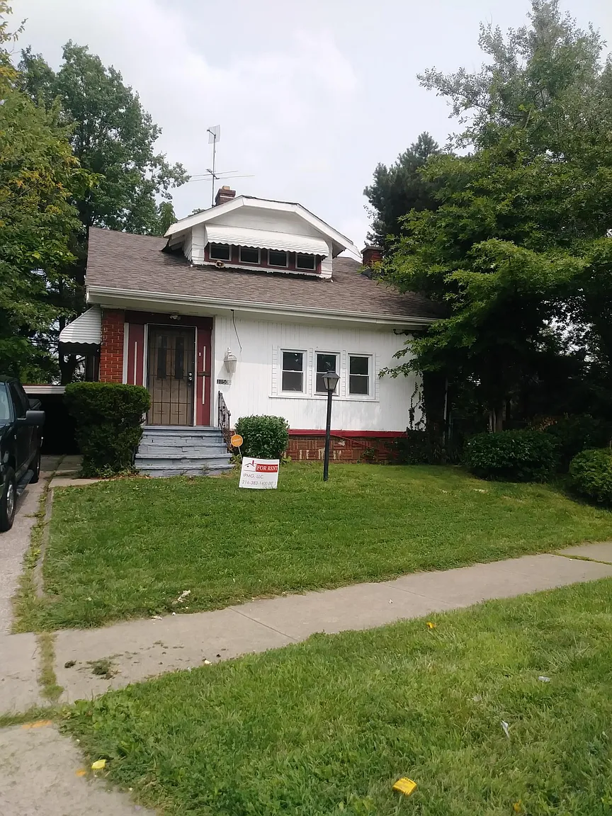 11505 Glenboro Dr photo 1