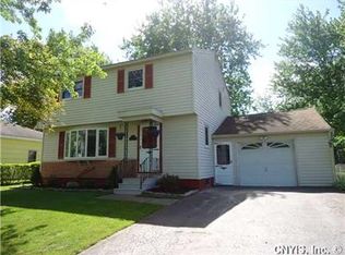 404 Sunset Dr, East Syracuse, NY 13057
