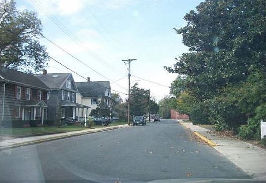 2nd image of 104 Carvel Ave