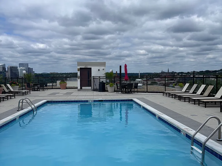 Rooftop Pool!