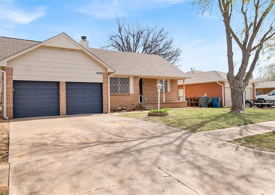 1st image of 3208 Hardy Dr