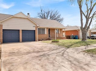 3208 Hardy Dr, Edmond, OK 73013