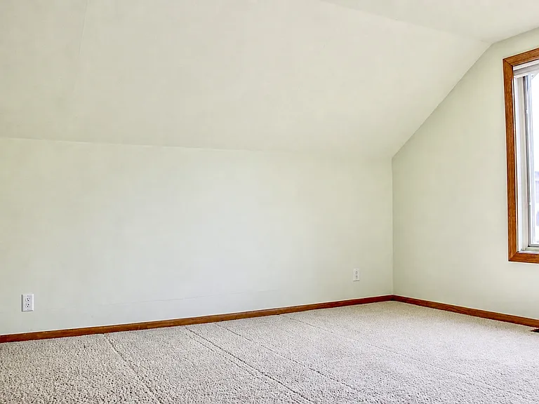4021 8th Ave — Photo 7