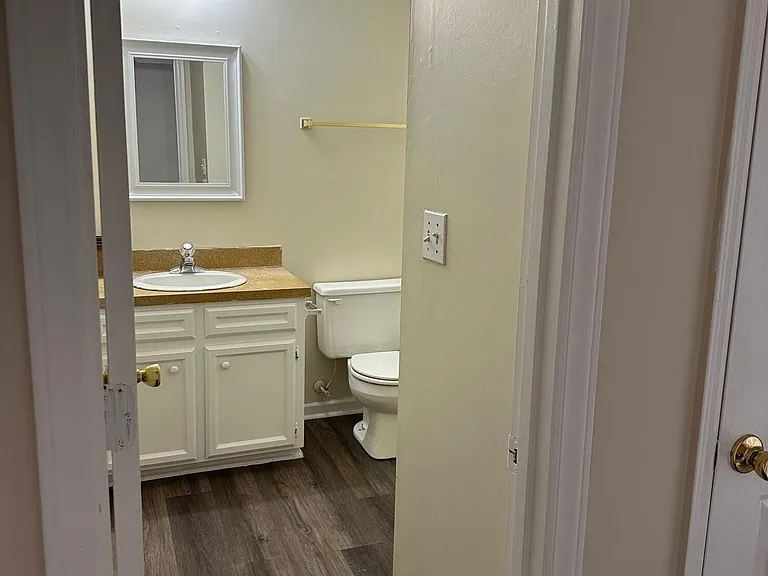 1119 Grovemont Dr #J6 — Photo 7