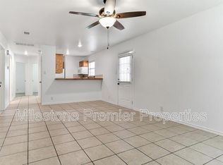 1018 W Coffin St #102, Denison, TX 75020