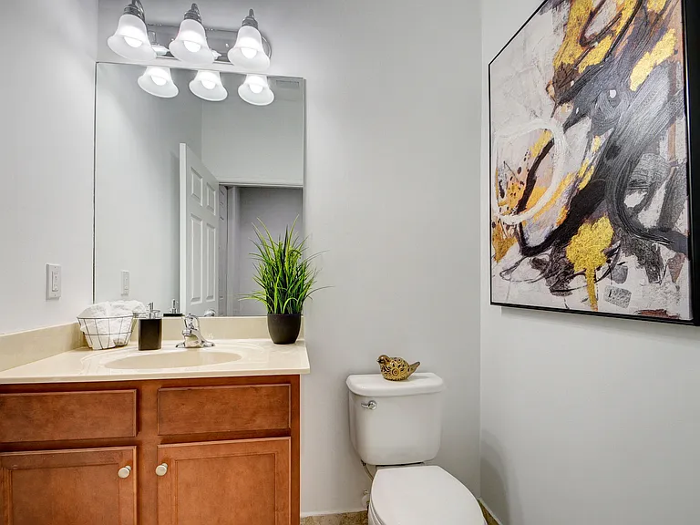 10342 Wellington Parc Dr — Photo 11