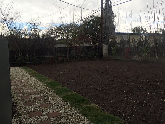 4th image of 332 S Backton Ave