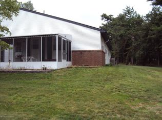 11 Ivy Ct #B, Manchester Township, NJ 08759