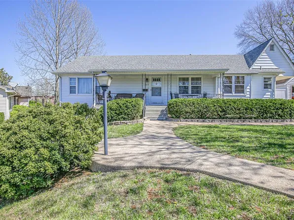 203 N Grand Ave, De Soto, MO 63020