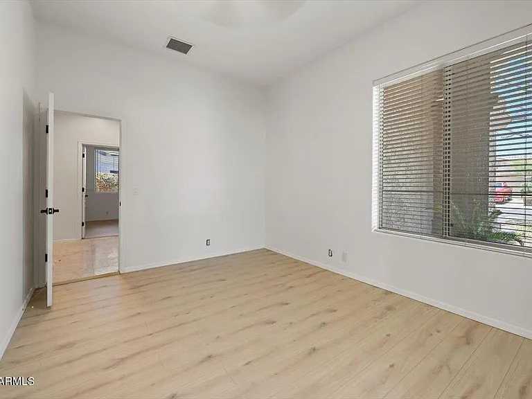 22503 N 76th Pl — Photo 11