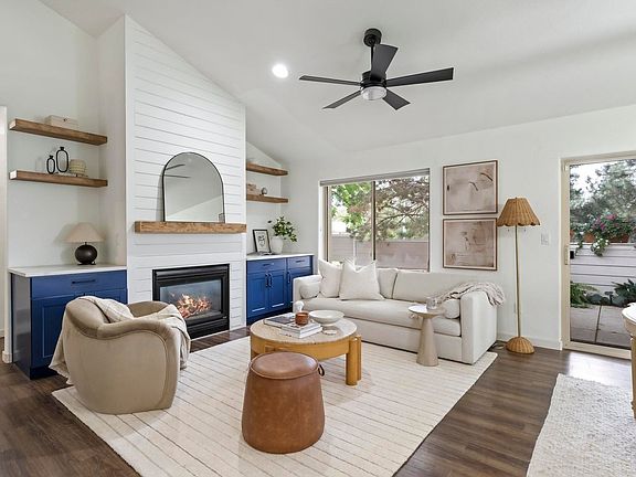 5th image of 959 Hover Ridge Cir