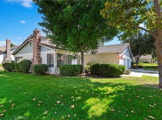 5 Sparrow Ct, Redlands, CA 92374
