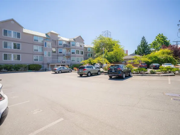 240 Milton St #305, Nanaimo, BC V9R 2K6