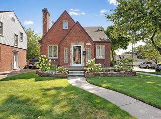 800 N Elizabeth St, Dearborn, MI 48128