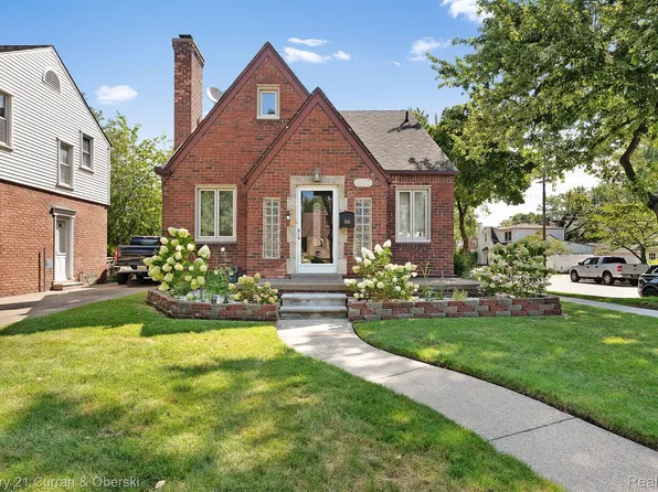 800 N Elizabeth St, Dearborn, MI 48128