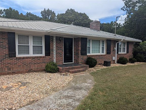 4th image of 6115 Jewell Bennett Rd