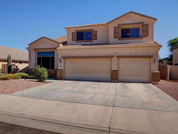 4th image of 4483 E Desert Sands Dr