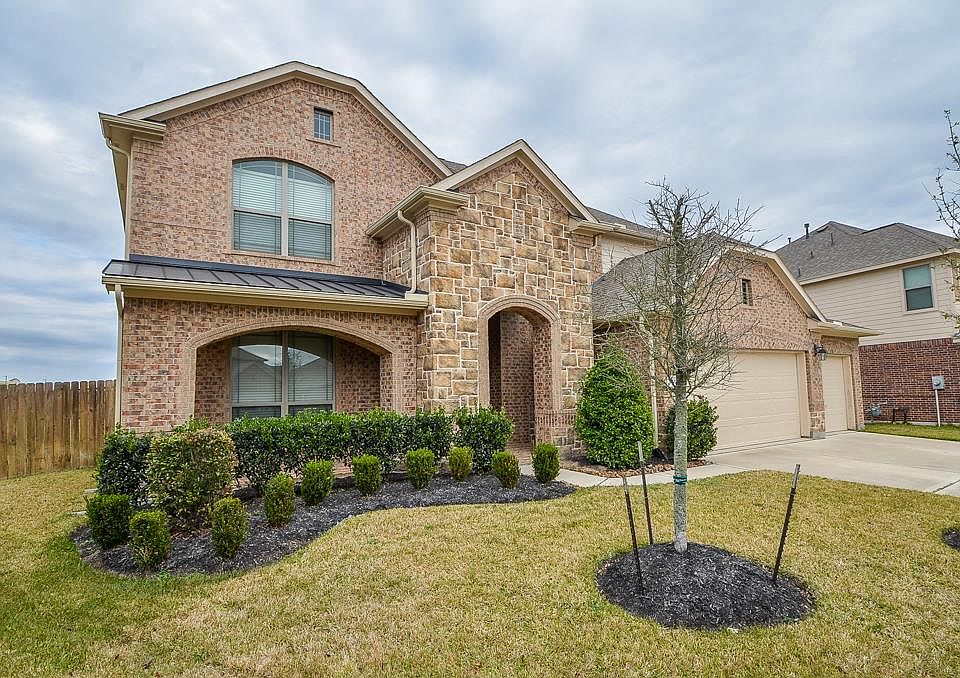 1st image of 7718 Eastwood Lake Ln