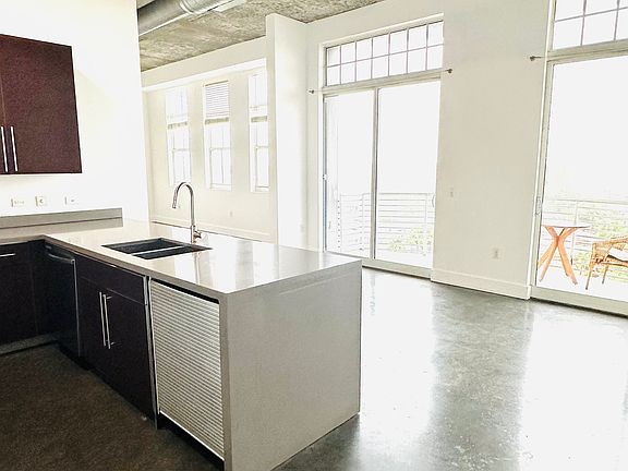 2nd image of 1791 NE Miami Gardens Dr APT 602