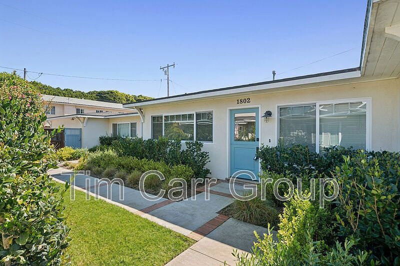 1st image of 1802 Coral Pl