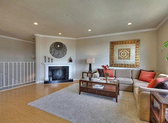 2nd image of 906 Gellert Blvd