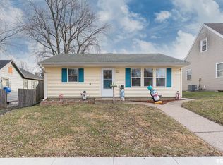 2351 Chancy St, Clinton, IA 52732