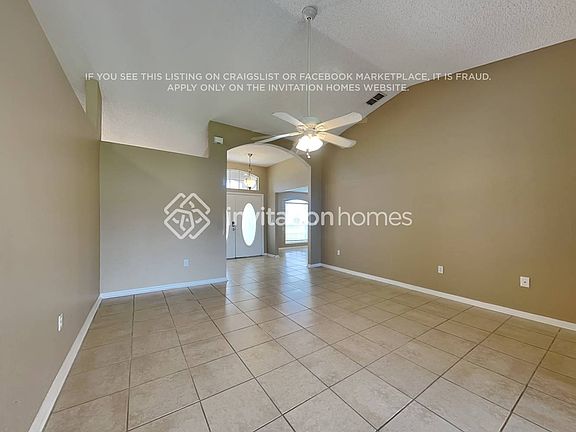 3rd image of 1050 Summer Glen Dr