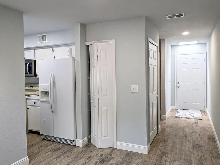 12353 Fox Hound Ct — Photo 2