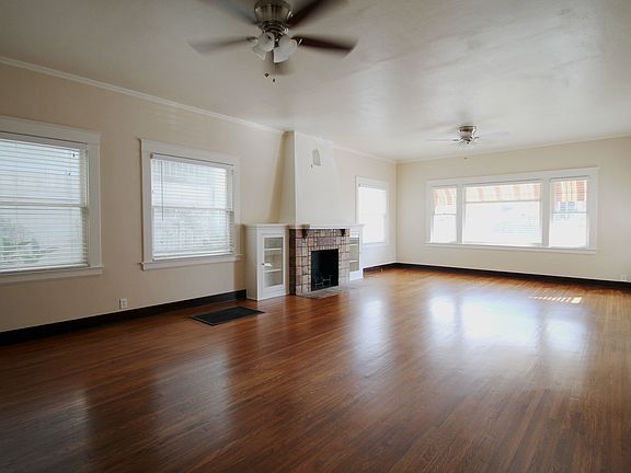 4th image of 3809 E 2nd St APT B