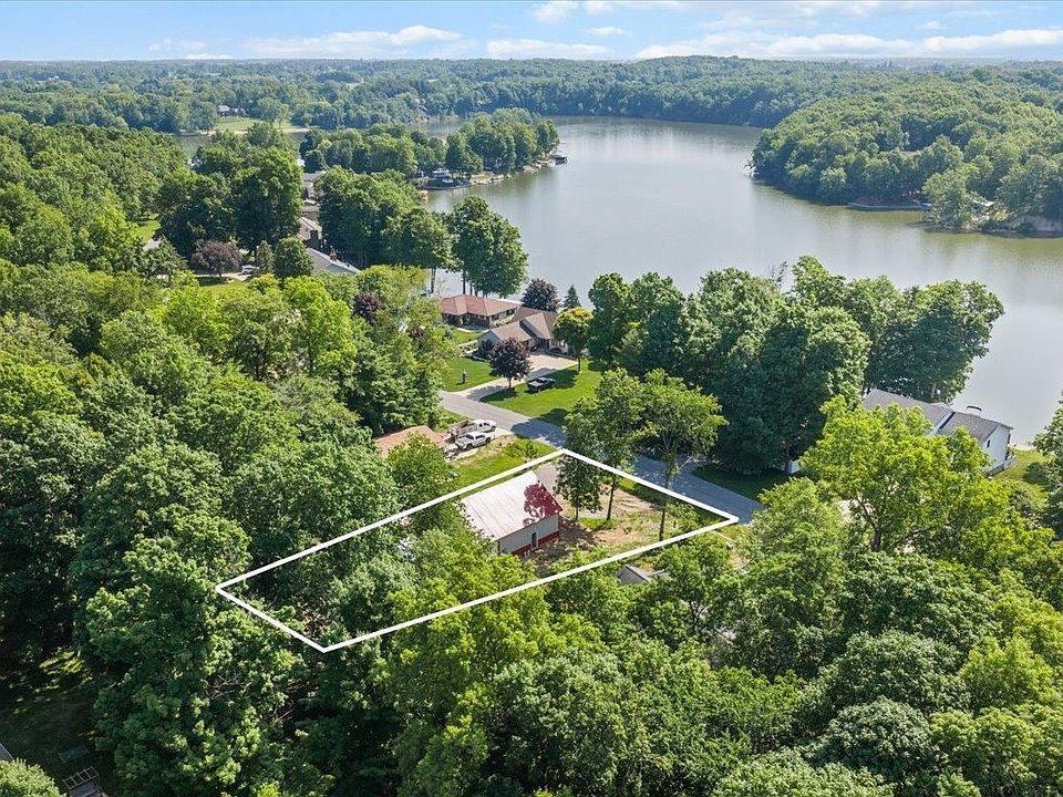 1st image of 10234 Lakeside Dr