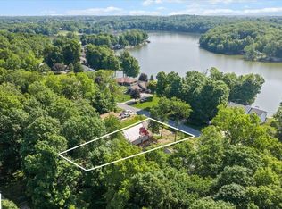 10234 Lakeside Dr, Perrinton, MI 48871