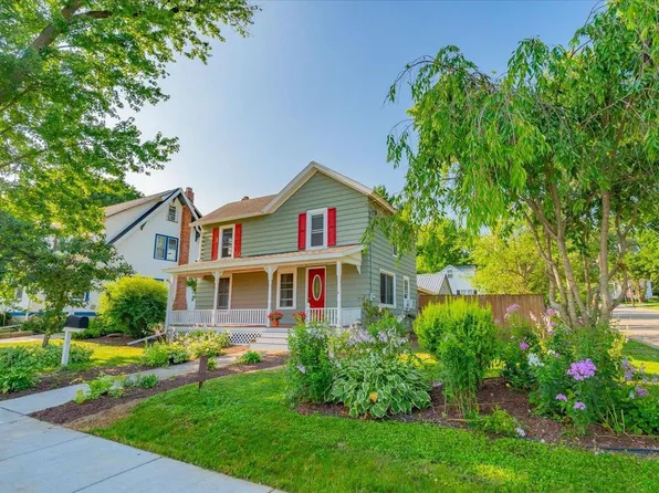 206 Washington Street, Oregon, WI 53575