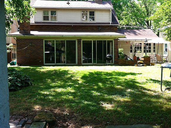 4th image of 501 Townview Cir E
