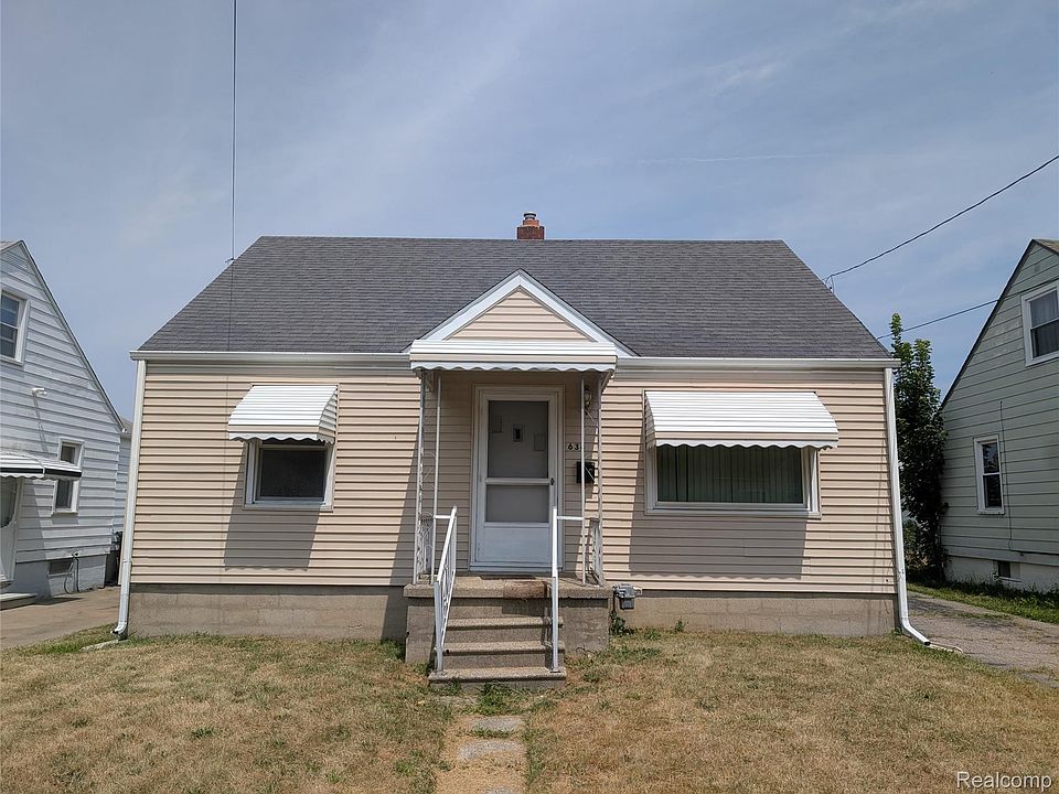 1st image of 636 Waldman Ave