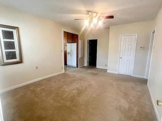 502 E Tombigbee St #B — Photo 4