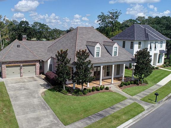 4th image of 304 Brightwood Dr