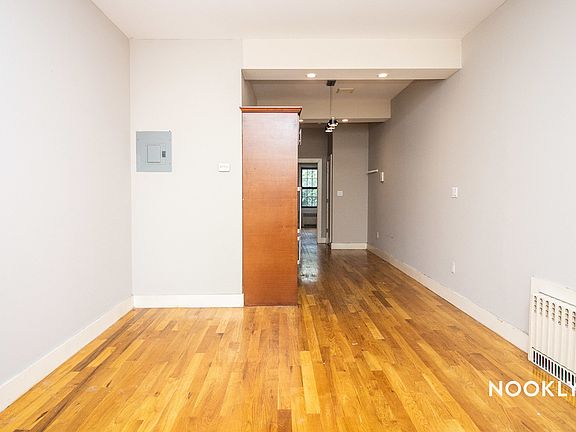 4th image of 320 Harman St #B2