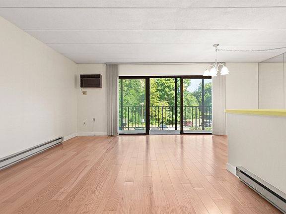 4th image of 235 Winthrop St APT 2205