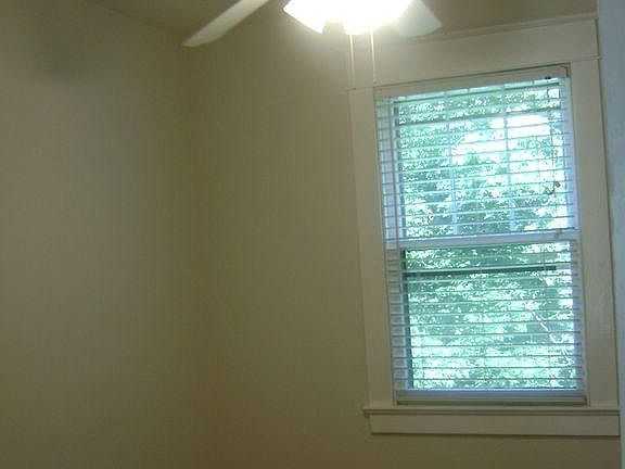 3rd image of 1206 Cherry Ave #A