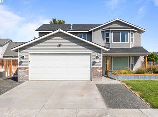 637 E Oregon Ave, Hermiston, OR 97838
