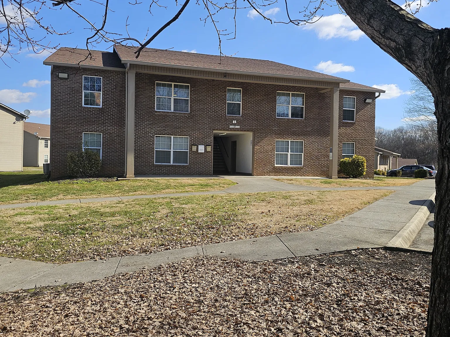 Grayson Apartments — Photo 2