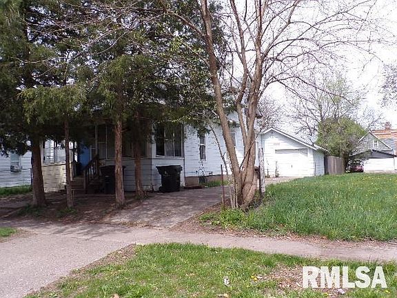 3rd image of 605 13th Ave