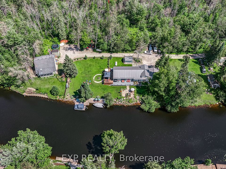 1st image of 87 Superior Rd