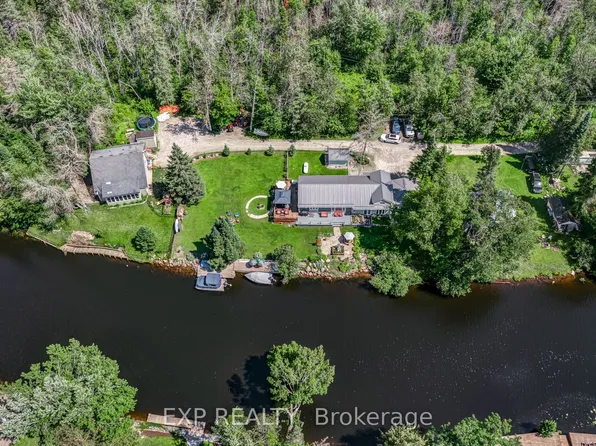 87 Superior Rd, Fenelon Falls, ON K0M 1N0